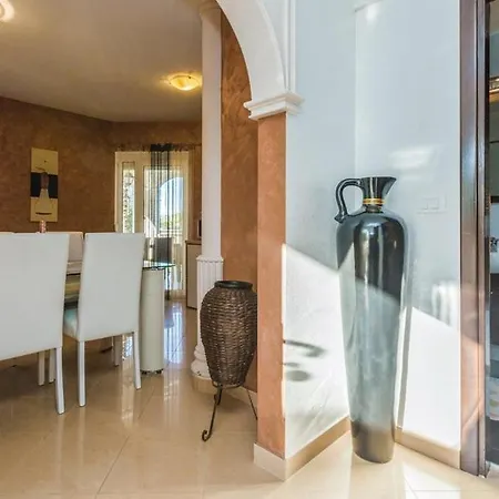 Barbara * Πόρετς